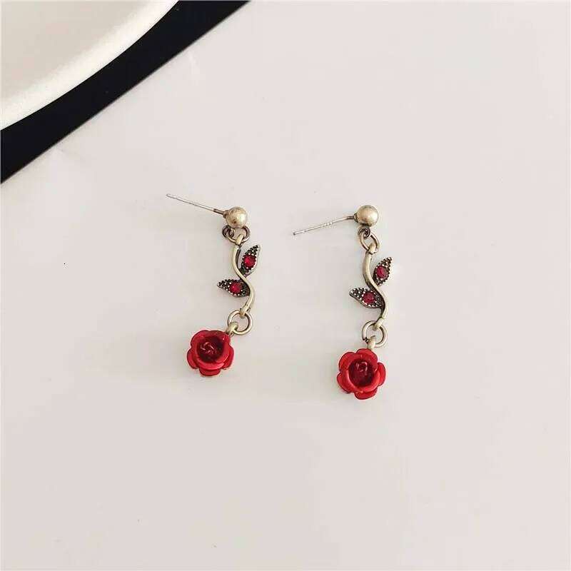 Vintage French Red Rose Flower Set for Women Fashion Romantic Clavicle Chain Necklace Engagement Jewelry Gifts H260312
