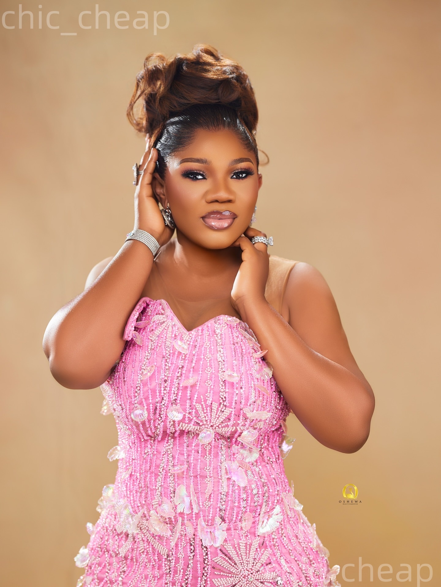 2026 Pink Sheath Cocktail Dress Appliques Crystals Sequined Short Mini Graduation Homecoming Dinner Party Dresses For Special Occasions Sweetheart Gow