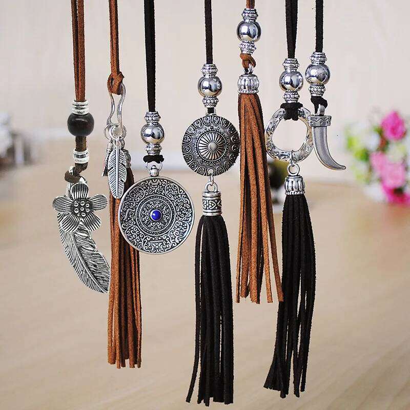2022 Women Fashion Wild Tassel Long Bead Pendant Necklace Faux Suede Female Sweater Chain Accessoies Trendy Moana Kolye Choker H260312