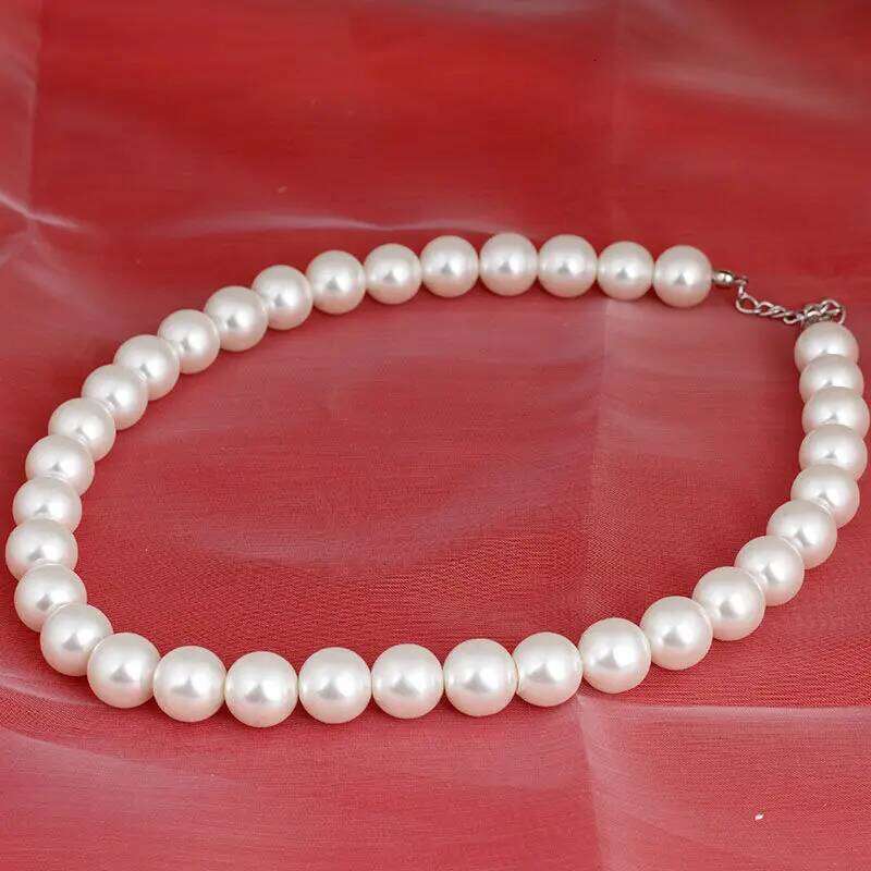 French Elegant Versatile Imitation Necklace Single Layer Faux Pearl Beaded Short Sexy Clavicle Chain Women's Holiday Gifts H260312
