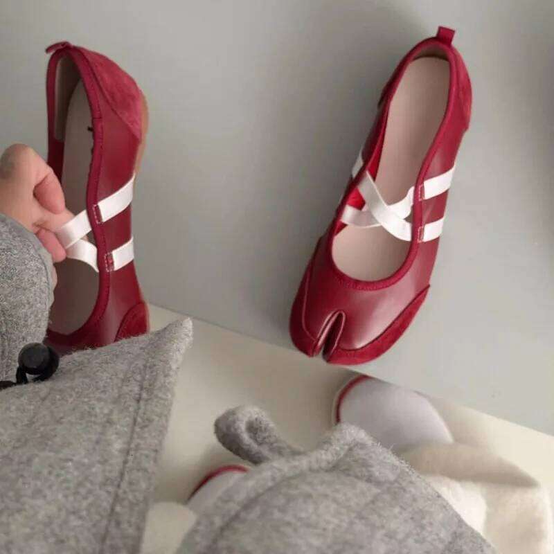 Black Silver Red Ballet Flats Trainers Women Split Toe Ballerina Tabi Walking Sneakers Woman Mary Jane Shoes Footwear Summer