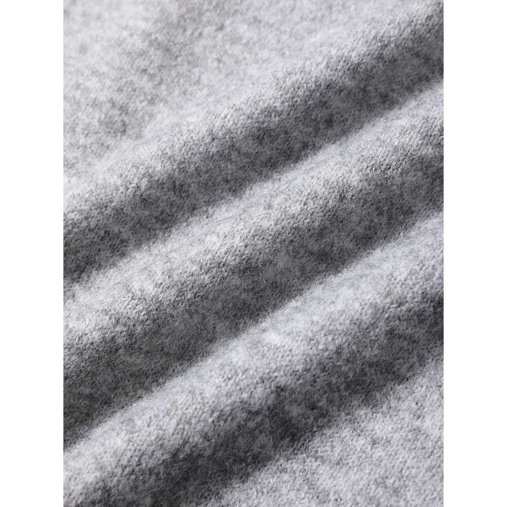 Ladies soft comfortable solidcolor cardigans fashionable casual autumn and winter knitted sweaters round n Z260313