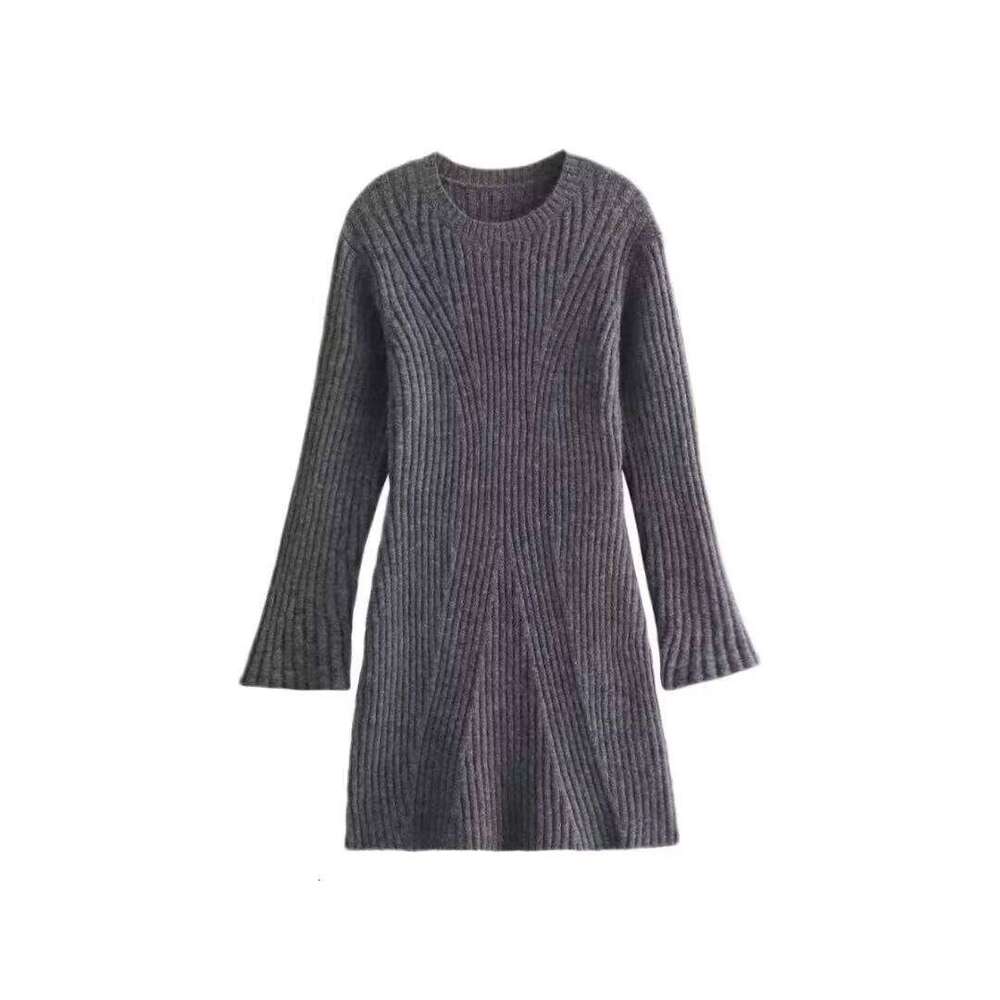 New European and American women's clothing style semi high slimming round neck long sleeved knitted dress Z260314