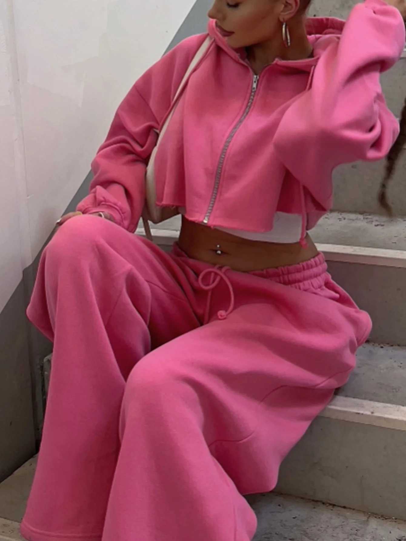 Women Hooded Zip-up Cropped Sweatshirt and Long Pants 2 Piece Sets 2025 Autumn Casual Hoodies Sweatpants Suit Tracksuits M260313