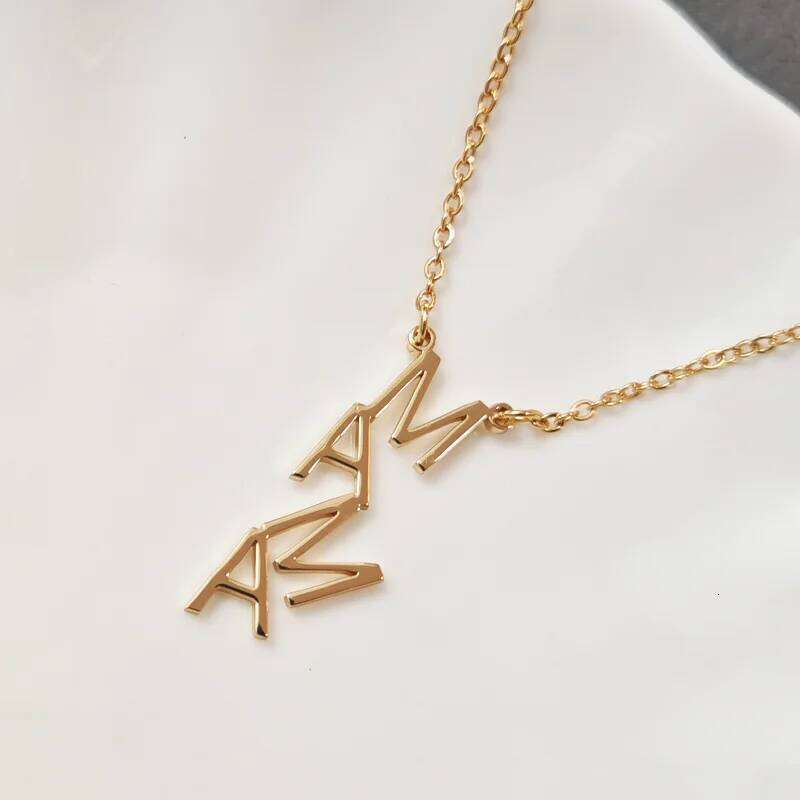 Customized Name Necklace Simple Personalized Stainless Steel Clavicle Chain Ladies Large Letter Pendant Jewelry Gift H260312