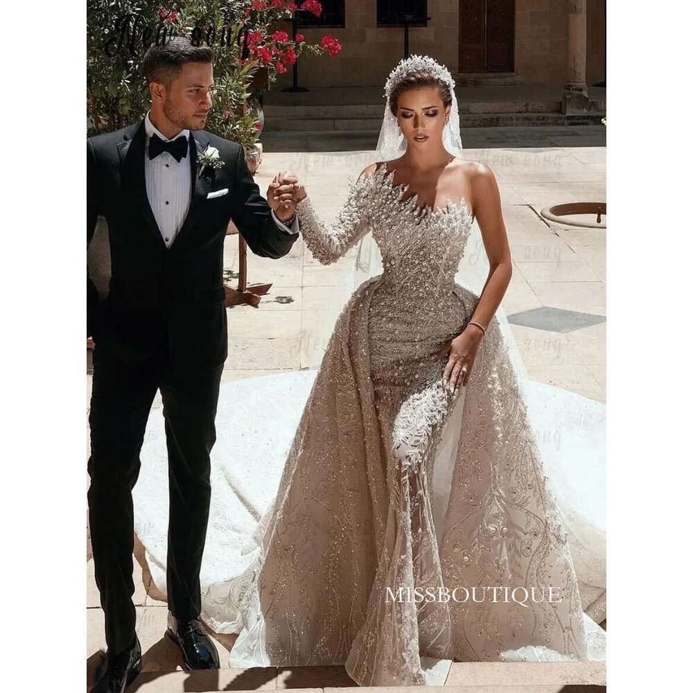 Luxury Heavy Pearls Wedding Dress With Overskirt Dubai One Shoulder Beaded Bridal Gowns Customized Arabic Robe De Mariee B0313