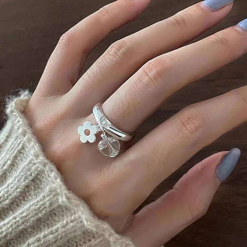 925 Sterling Silver Rings for Women Men Couple Minimalist Handmade Simple Flower Smooth Ring Party Jewelry Gift Prevent Allergy H260312