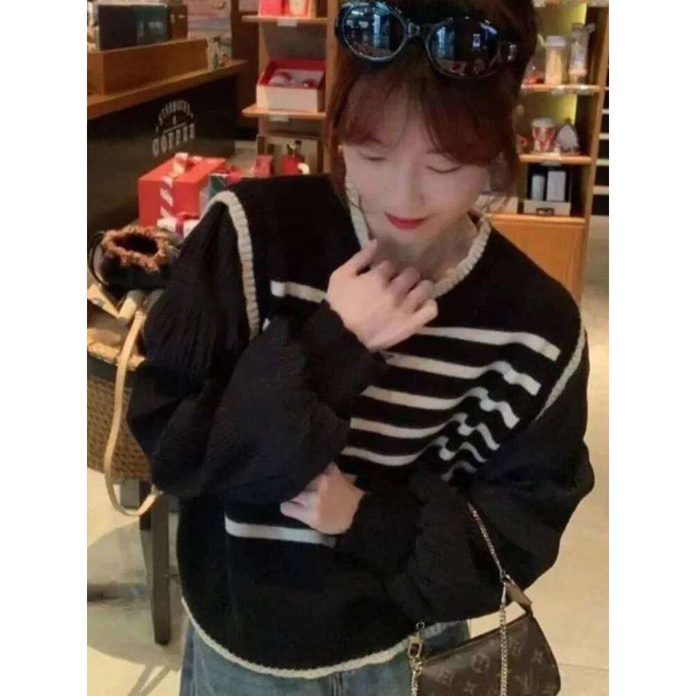2025 Women Black and White Striped Fake Two-Piece Knitted Sweaters Autumn Winter Korean Soft Glutinous Pullover Sweater Female Z260314