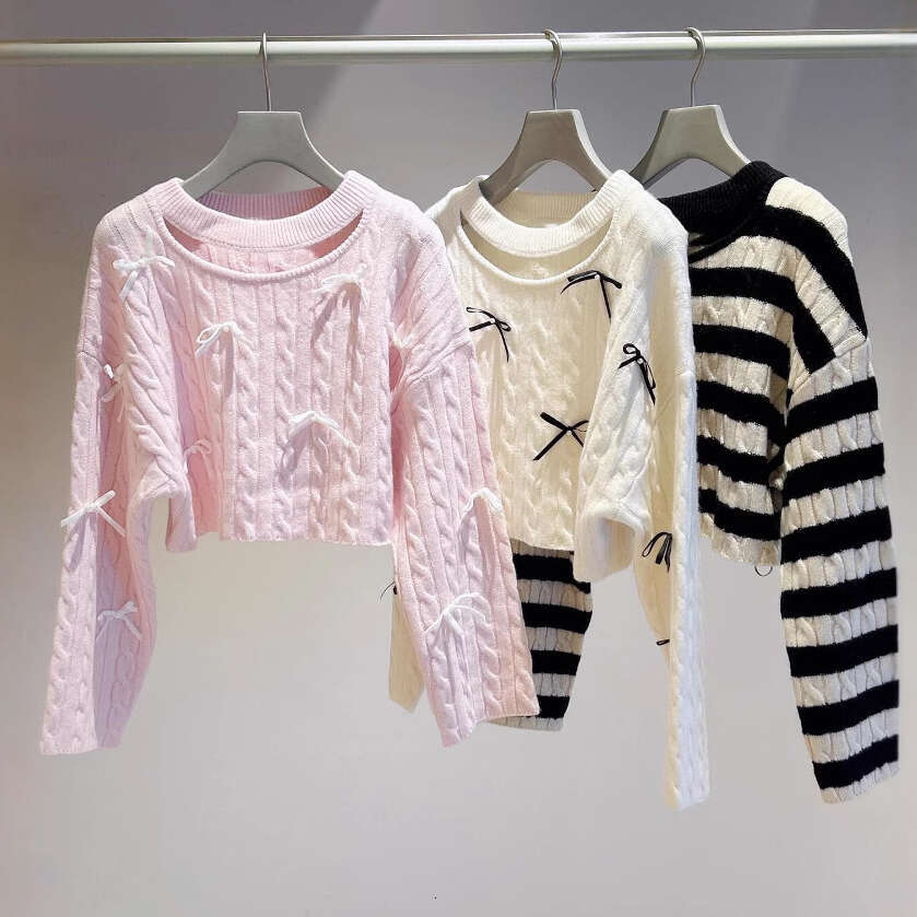 2026 Autumn/Winter New Designer Women's Bow Beaded Fluffy Knitted Hollow Knitted Sweater