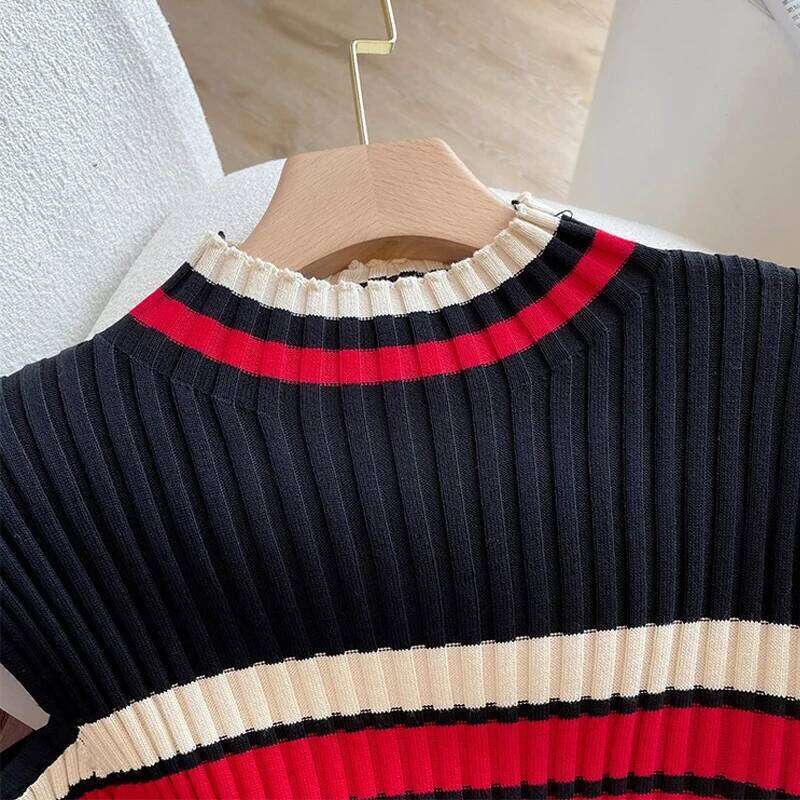 YuooMuoo 2025 Autumn Winter Women Knit Sweater Chic Fashion Cut Out Shoulders Long Sleeve Bodycon Lady Office Dress Z260313