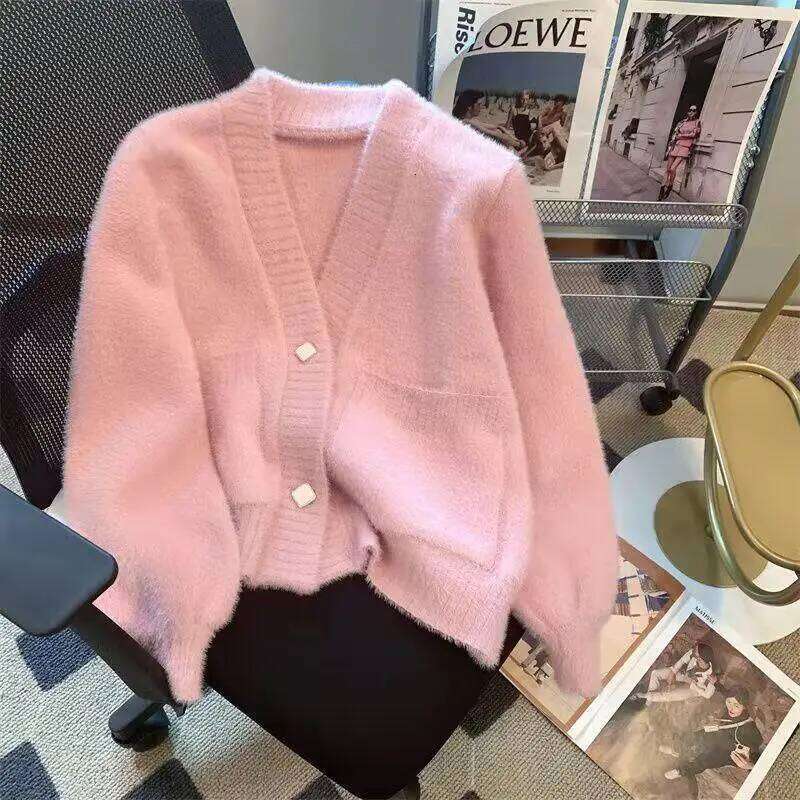 Girl White Cardigan Autumn Knitwear Shorty Short Style Coat Fashion Temperament Lazy Wind Tops Female Fluffy Sweater Wholesale Z260314
