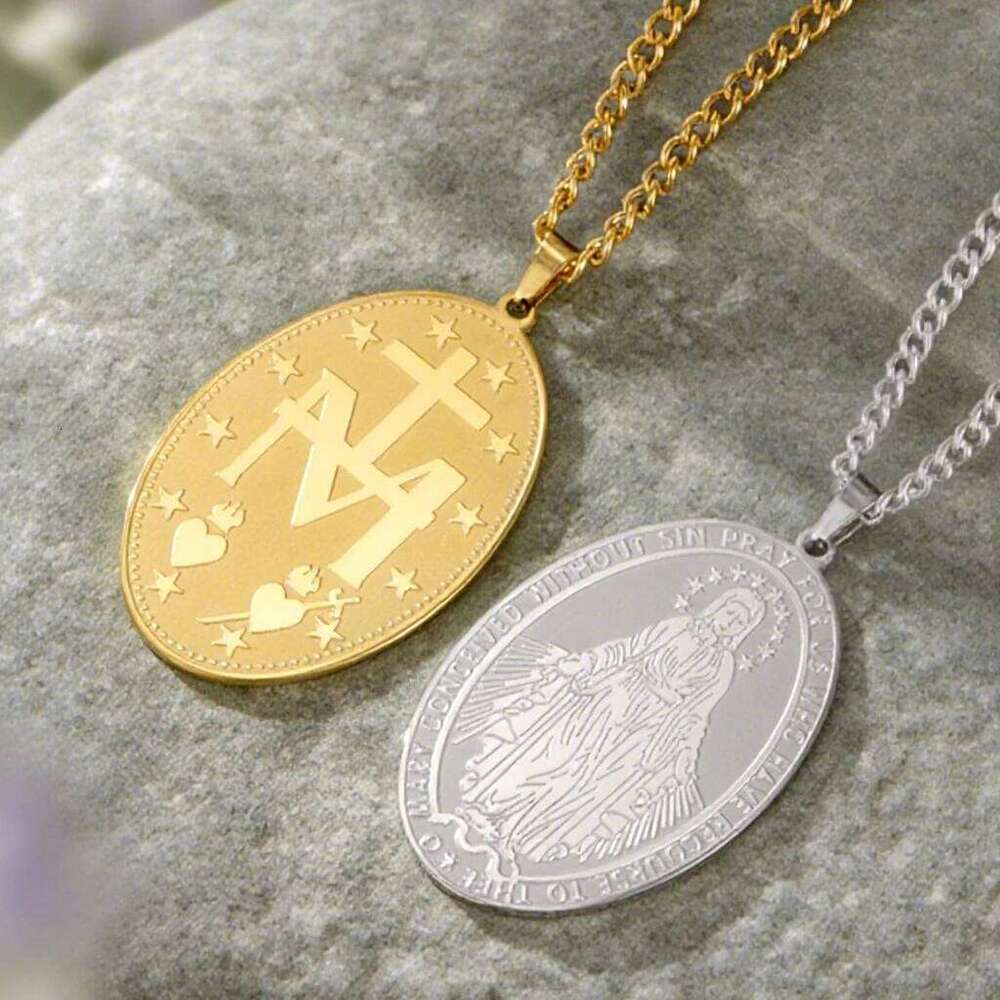 Dawapara Religious Virgin Mary Double Sided Carved Necklace Catholic Mother of God Pendant Stainless Steel Jewelry H260312