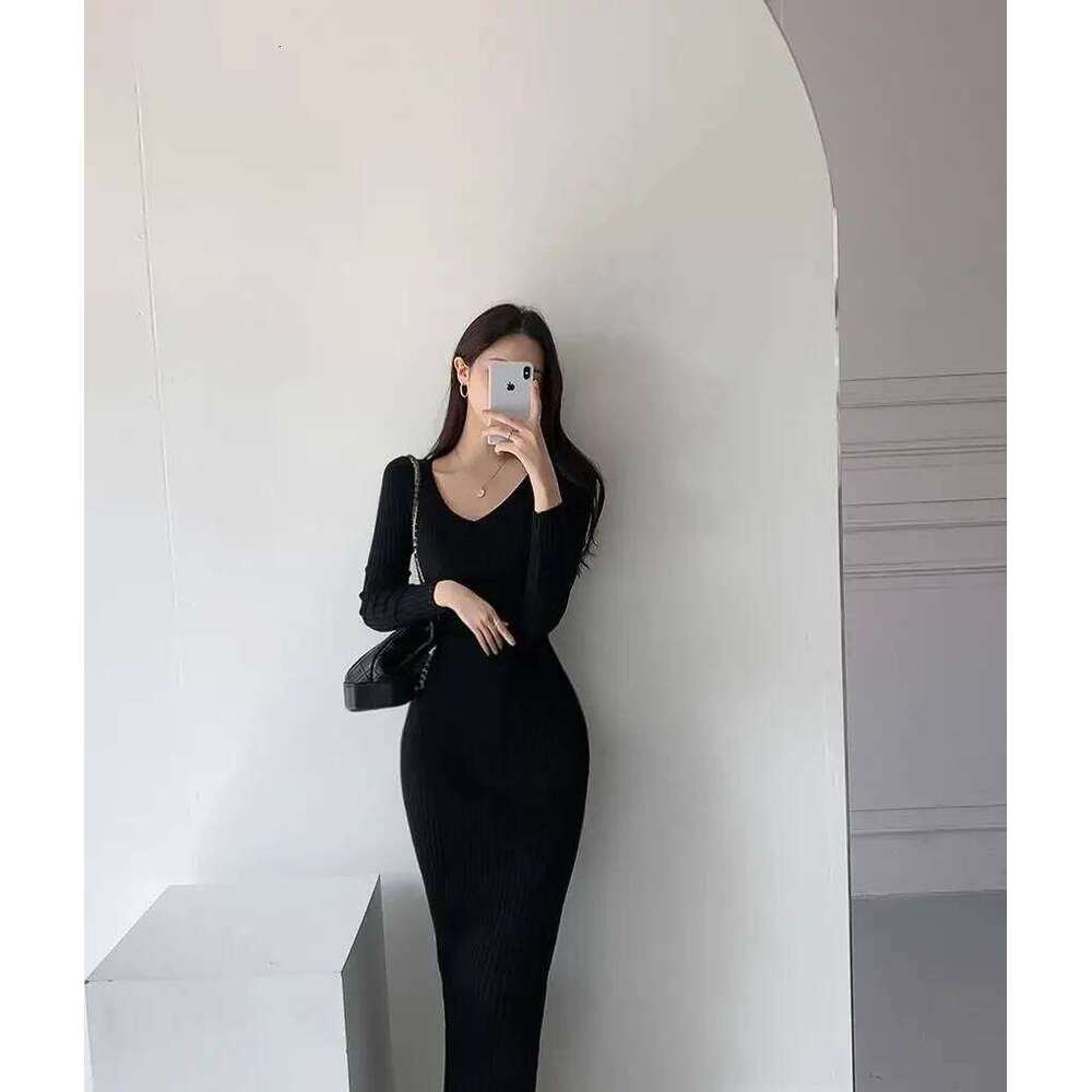 Base Slimming and Versatile Long Skirt Temperament V-neck Slim Knit Dress Women's Z260314