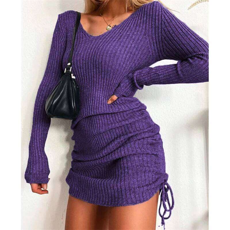 Knitted sweater V-neck long-sleeved women's autumn and winter sexy slim-fit ribbed pleated drawstring bottoming skirt Z260313