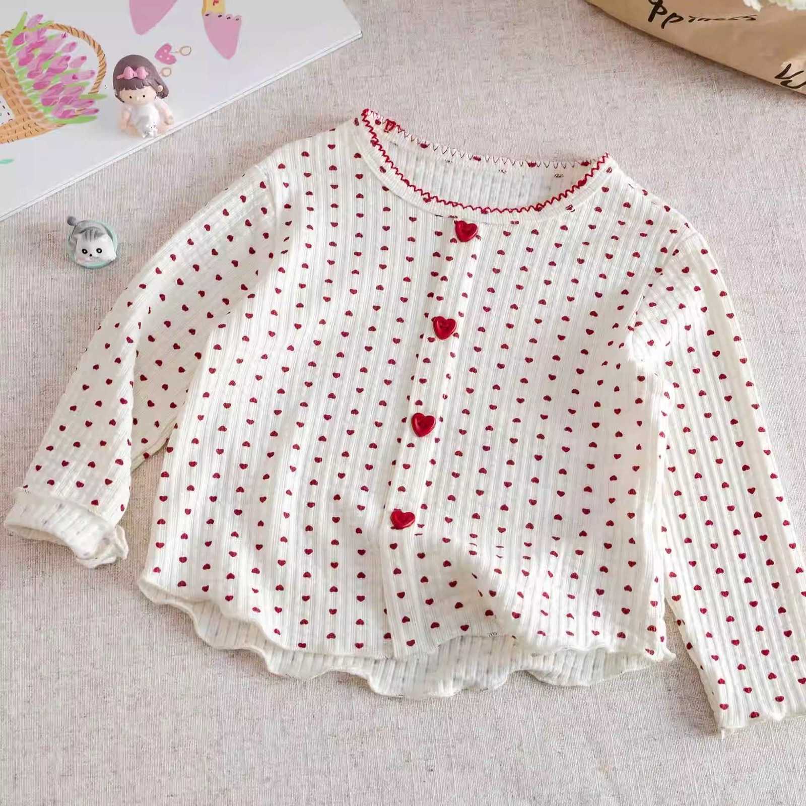 Women's T-Shirt Spring and Autumn Girls' T-Shirt, Stylish Baby Clothing, Children's Unique Trendy Brand Korean Version Fresh Lace Heart
