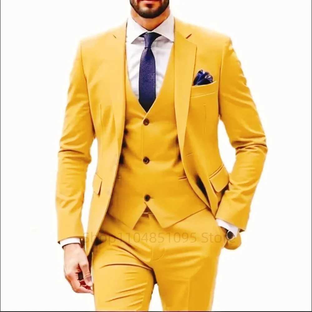 Mens Fitted 3-Piece Dinner Wedding Tuxedo Two-Button Notch Lapel Jacket Vest And Pants for Formal Occasions M260313