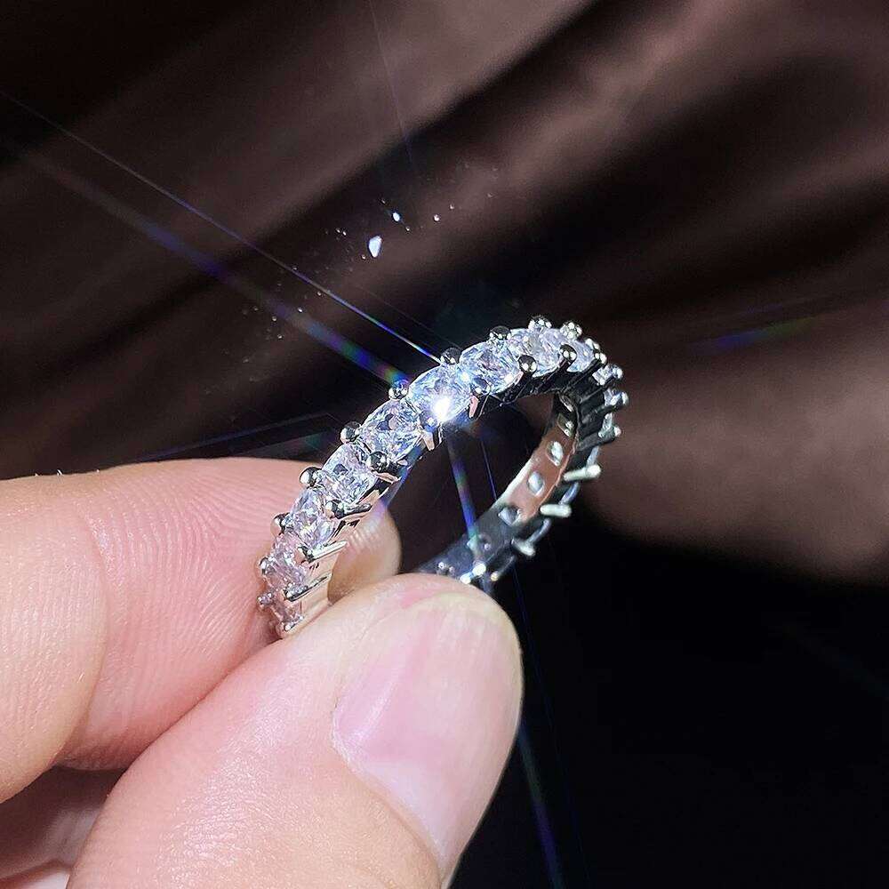 Huitan Fashion Women Micro Paved Big Round/Square/Oval CZ Promise Ring Wedding Jewelry Wifes Gift High Quality H260312