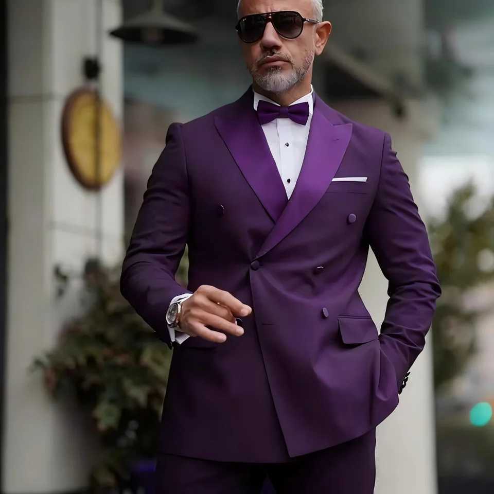 Mens Tuxedos wiTH Pointed Lapel Double Breasted Smoking Customizable Formal Wedding Grooms CloTHes M260313