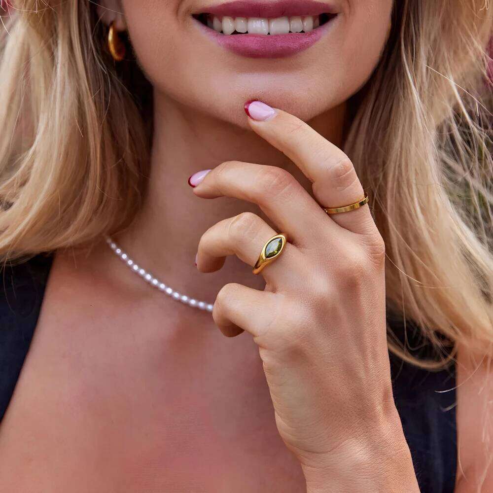 Women's Titanium Steel Marquise Cut 4 Colors Korean Inspired Light Luxury Jewelry Hypoallergenic Stackable Dainty Ring H260312