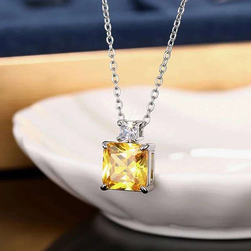 2025 New yellow zircon inlaid sparkling necklace for women with fashionable temperament, elegant personality, and accessories H260312