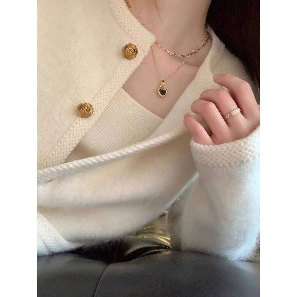 Temperament White Sweater Coat Women's Early Spring Autumn New Knitted O-Neck Cardigan Single Breasted Style Top Z260313