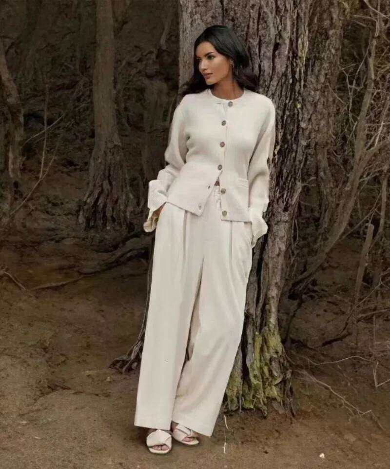 2024 Autumn Loose Soft Women Casual Chic Sweater Female Long Sleeve Tops Winter New Solid Warm Lightweight Cardigan Z260313