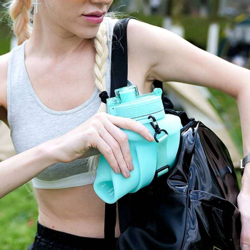 2L Portable Silicone Bottle With Handle Foldable Cup for Outdoor Sports Travel Fitness Leakproof BPA-Free Water Bott Z260314