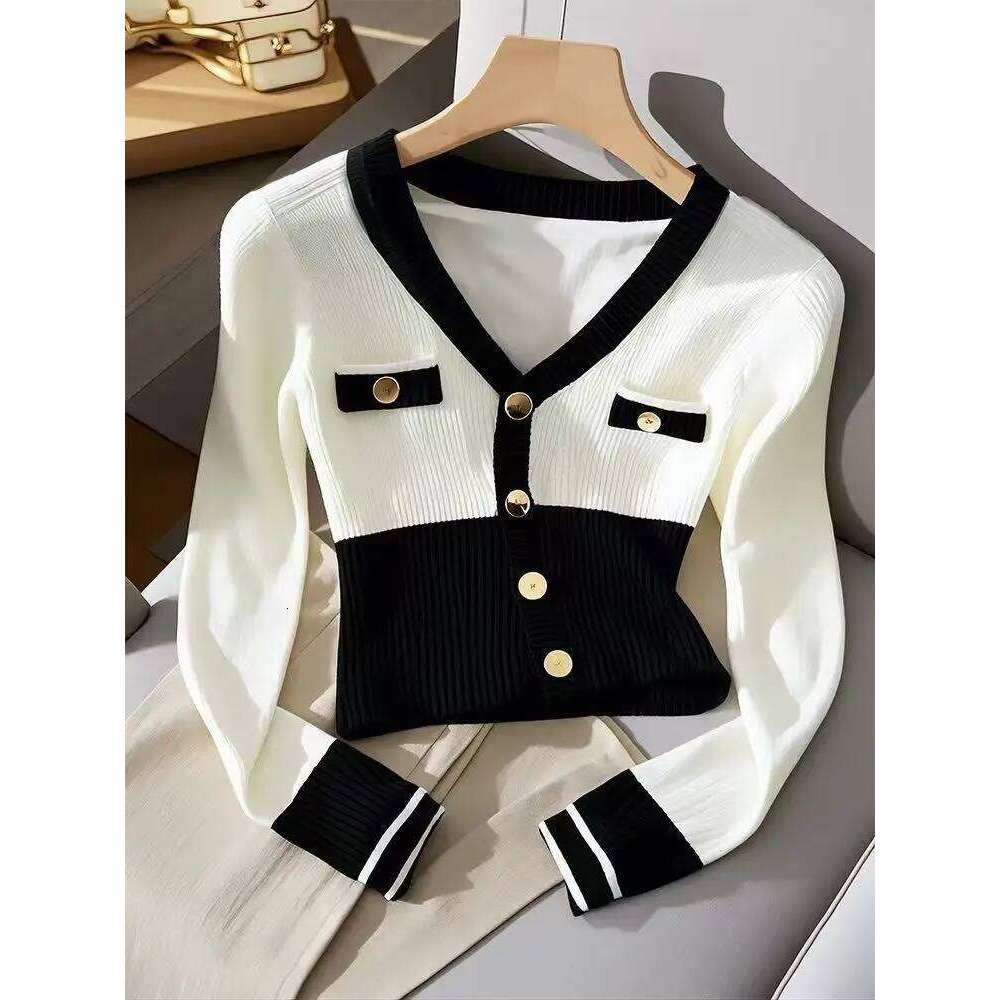 Sexy V-neck Sweater for Women Autumn 2024 New Contrast Design Metal Button Knitted Top Pull Femme Cropped Cardigan Slim Shirts Z260313