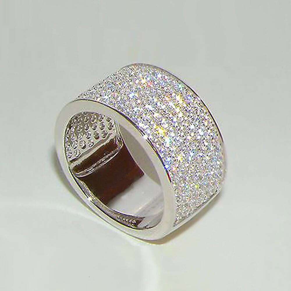 Huitan Crystal Cubic Zirconia Wedding Bands Women Rings Silver Color Bling Girls Finger Accessories Dance Party Jewelry H260312