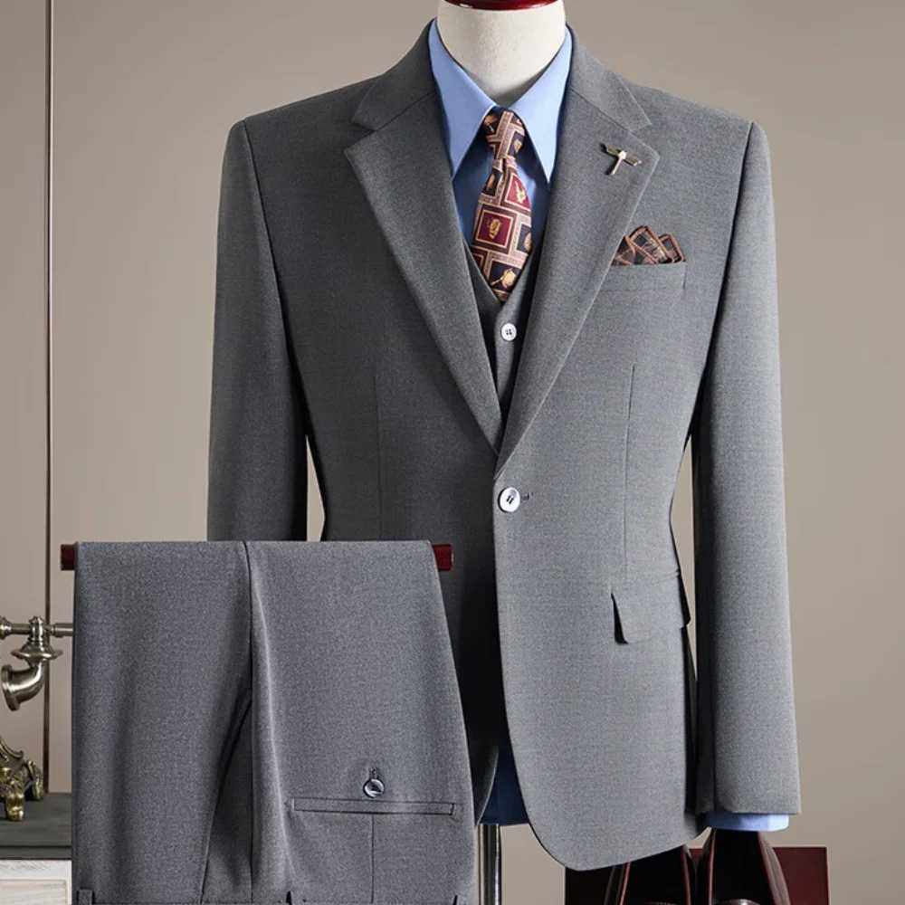 Mens Professional Business Suit Set Jacket Waistcoat Trousers Wedding Formal Attire M260313