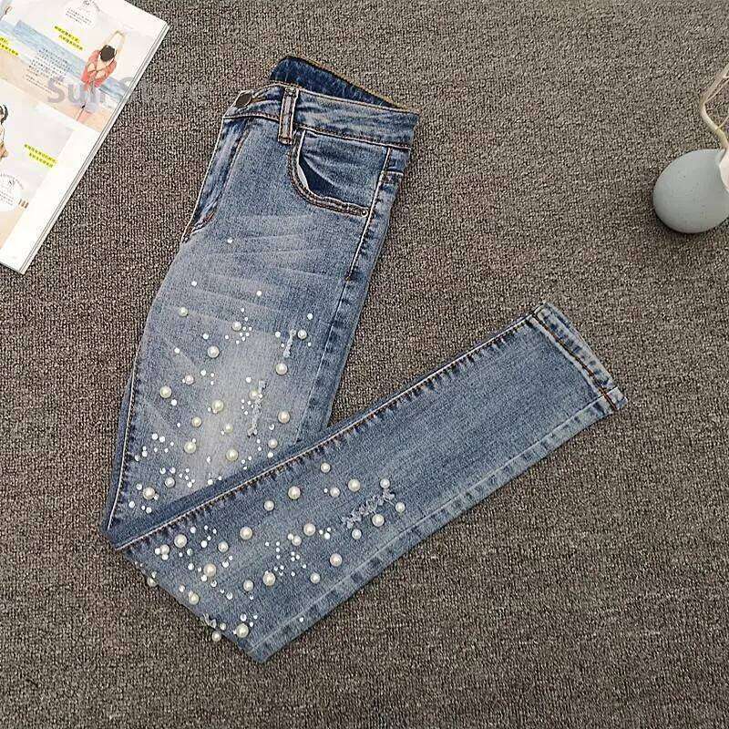 European Station Beaded Jeans Women's Summer 2025 New Versatile Ripped Elastic Skinny Small Foot Nine-point Pants Z260313