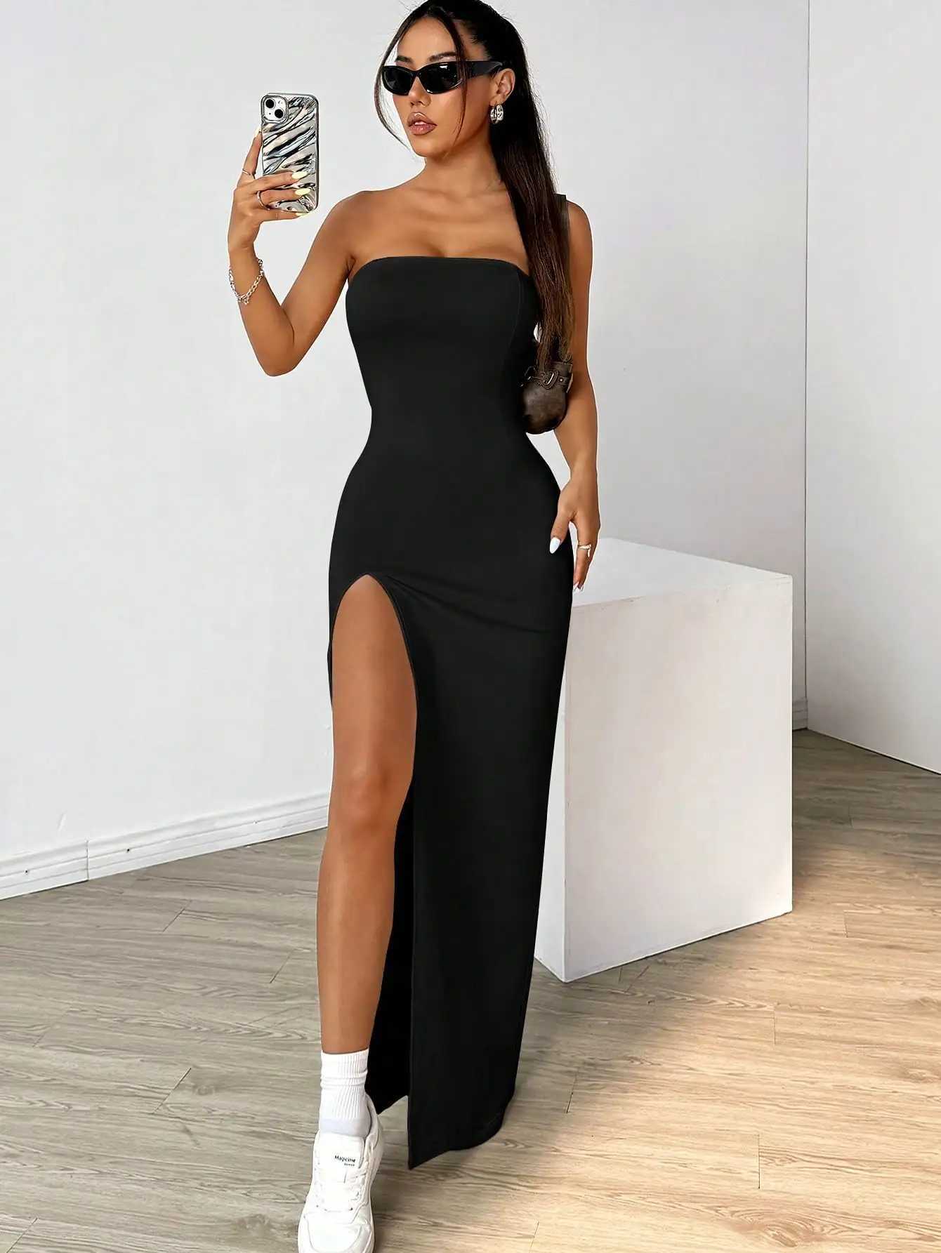 Elegant ladies strapless camisole slit simple basic solid color long dress ideal for casual and semi-formal occasionsT260314