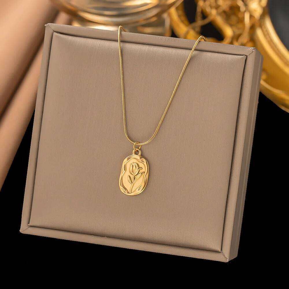 Stainless Steel Flower Pendant Necklace For Women Fashion Ladies Gold Color Clavicle Chain High Quality Jewelry Wedding Gifts H260312