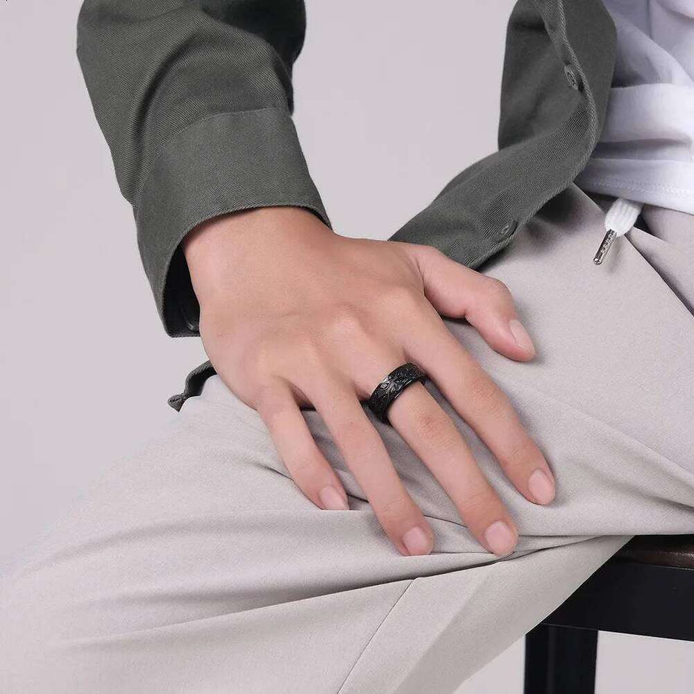 Vintage The Carved Eye Of God Mens Stress Ring For Rotating Anxiety Stainless Steel Fidget Spinner Rings Anillos De Ansiedad H260312
