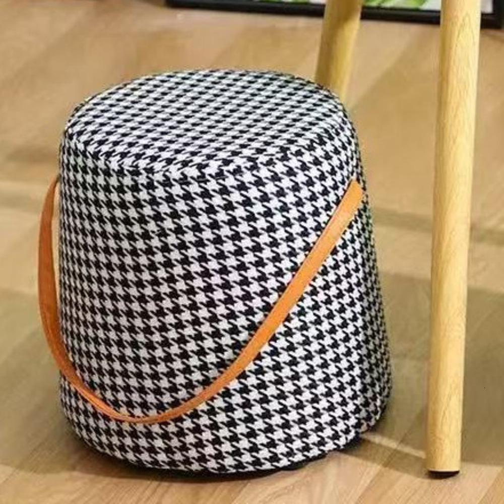 Small Houndstooth Stool Handheld Bucket Stool Home & Living Room Sofa Footstool Minimalist Shoe Bench Solid Wood Furniture
