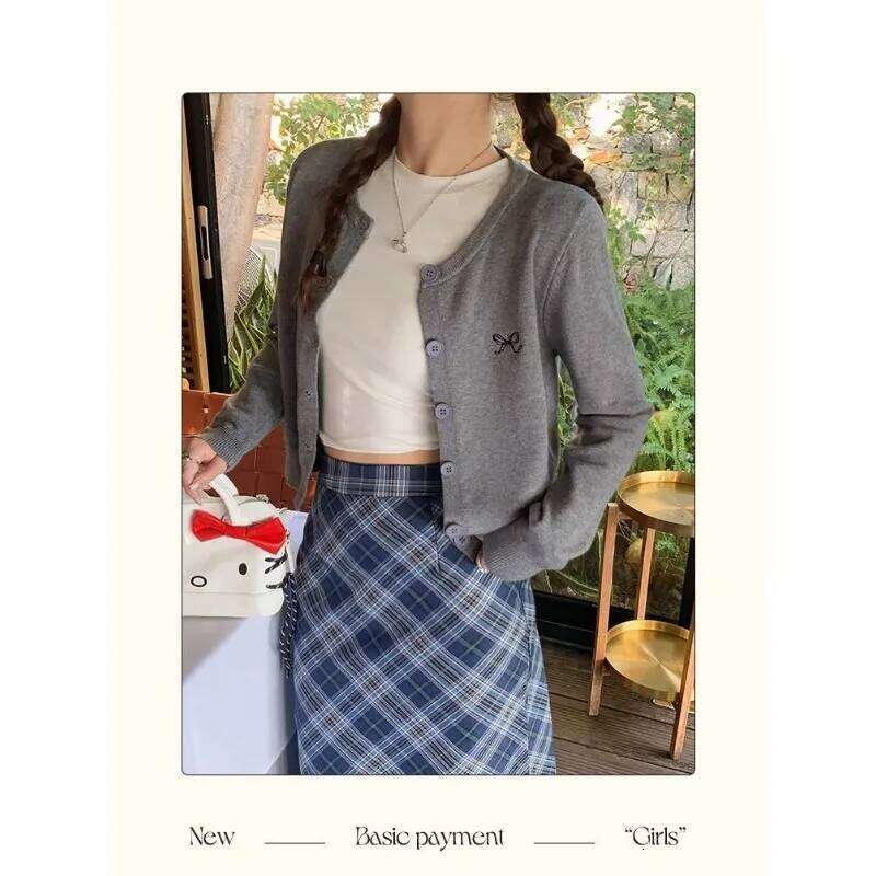 Round Neck Buttoned Long Sleeve Knitted Cardigan Coat Women's Sweater Top Z260313