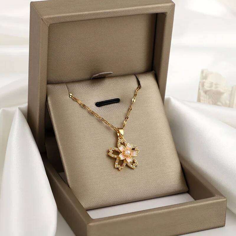 360 rotatable decompressed flower pearl five-pointed star pendant necklace for womens birthday and Thanksgiving gift H260312