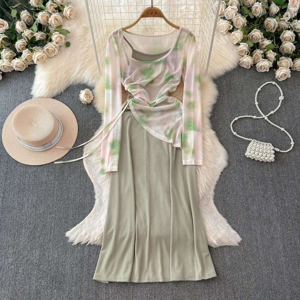 Light colored mature style drawstring irregular mesh print off shoulder T-shirt retro solid color camisole skirt two-piece set