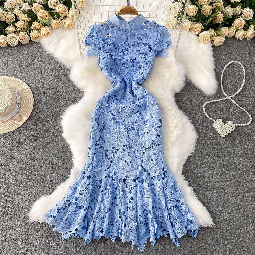 2026 elegant and exquisite lace short sleeved stand up collar women's summer new slim fit waist cinched mermaid dress