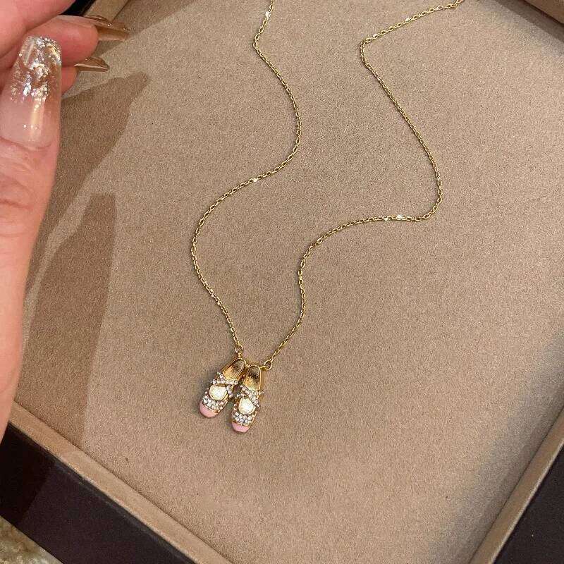 1Pc BALLERINA Slippers Ballet Dance Shoes Pendant Necklace Jewelry Best Friends Teacher Dancing r Birthday Gift New H260312