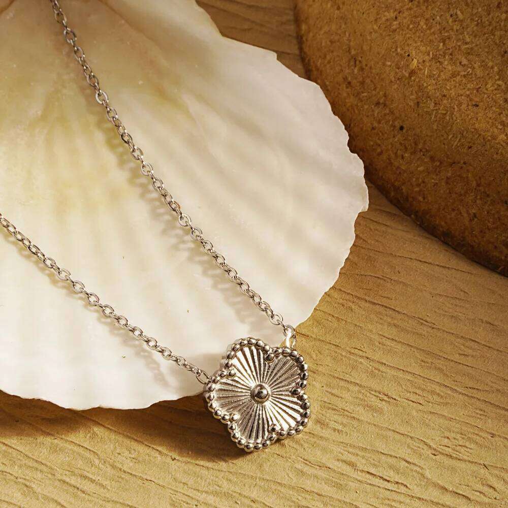 Fashion Stainless Steel Five Cr Necklace Pendant Women Flower Jewelry Gift For Him H260312