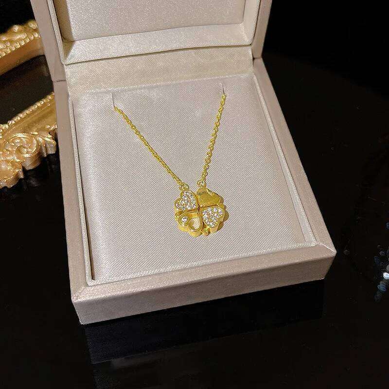 2025 Pearl for Women, High-End Versatile Elegant Butterfly Titanium Steel Clavicle Chain, Internet Celebrity Style Necklace H260312