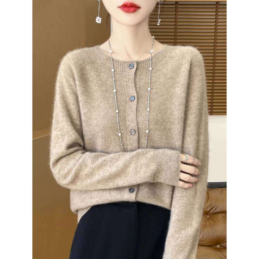 2026 Woman Clothing Soft Warm Solid Color Cardigan Autumn Winter Basics 100% Merino Wool Knitwear Grace Casual Lazy Top Classic Z260313