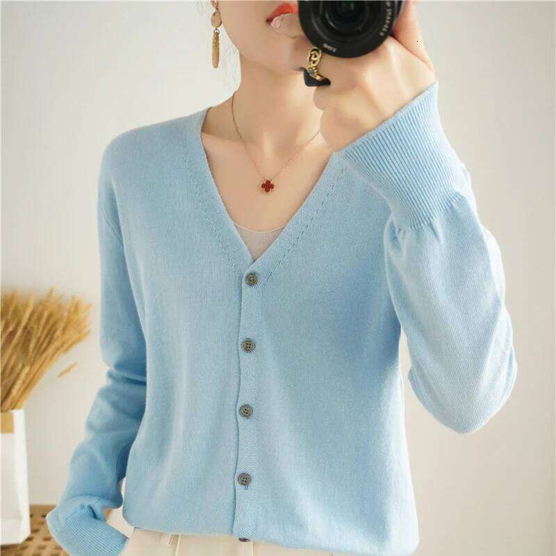 Autumn And Winter Women's V-neck Sweater 100% Knitted Long Staple Cotton Cardigan Basic Classic Korean Versatile Top SMY Z260313