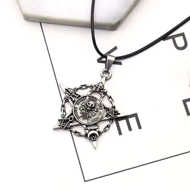 Retro Five-Pointed Star for Women Men Skull Pirate Pendant Black Leather Rope Necklace Jewelry Accessories 2025 H260312