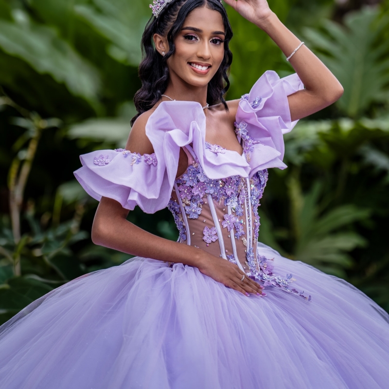 Lavender Shiny Ball Gown Quinceanera Dresses 2026 Applique Lace Beading Crystal Tiered Tull Off Shoulder Sweet 16 Dress Years Vestidos 15 De XV Anos