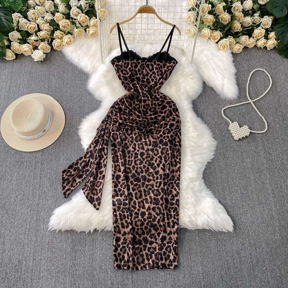 2026 European and American style sexy lace patchwork leopard print camisole dress, long length, designer slim fit to highlight figure