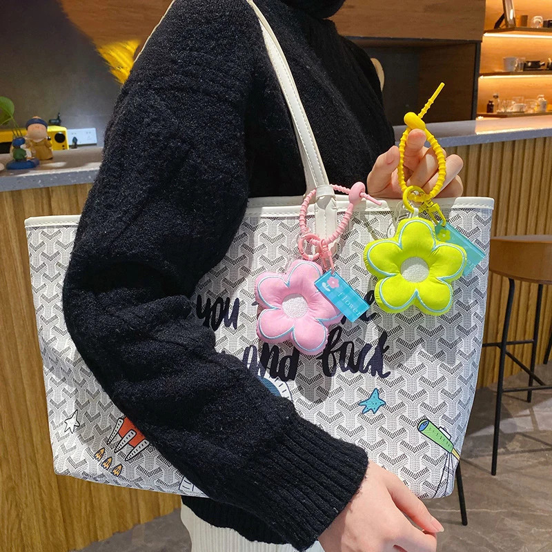 1PC Fashion Stuffed Keychain Pendant Bag Charm Flower Accessories Handbag Ornaments Cute Lanyard Car Key Chain 260311