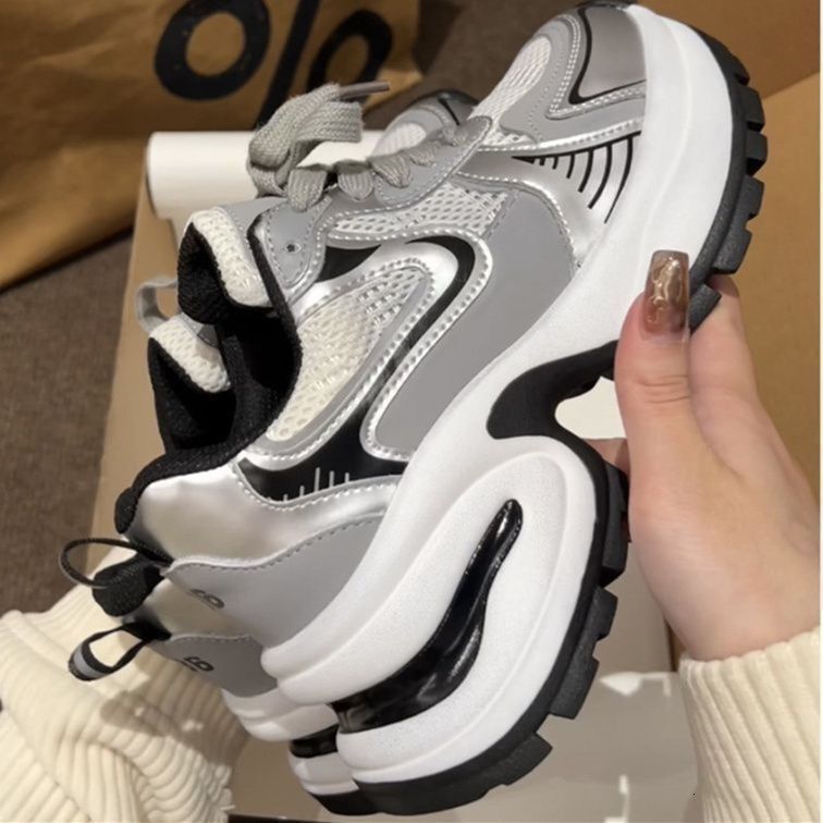 2026 New Trendy Shoes Designer Shoes Dad Shoes Versatile Thick-Soled Height-Increasing Hot-Selling Casual Sports Shoes Trendy Shoes