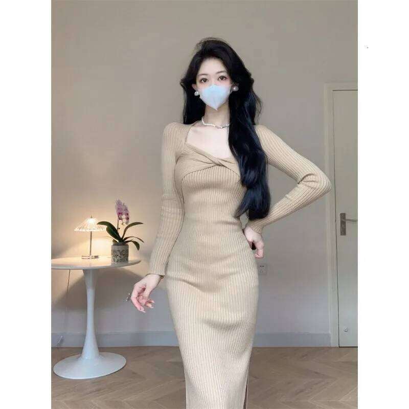 Autumn and Winter Slim-fitting Long-sleeved Knitted Women's Slit Hip-covering Solid Color Dress Z260314